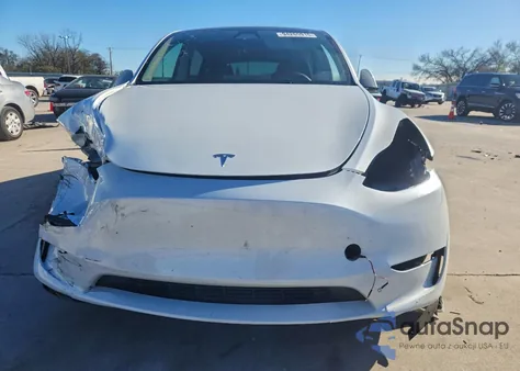 2024 Tesla Model Y из США, поврежденный, VIN 7SAYGDED7RA331707